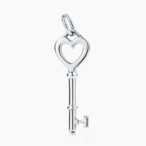 tiffany-keysheart-key-pendant-21771953_942895_ED_G_M-24466817_277902_ED